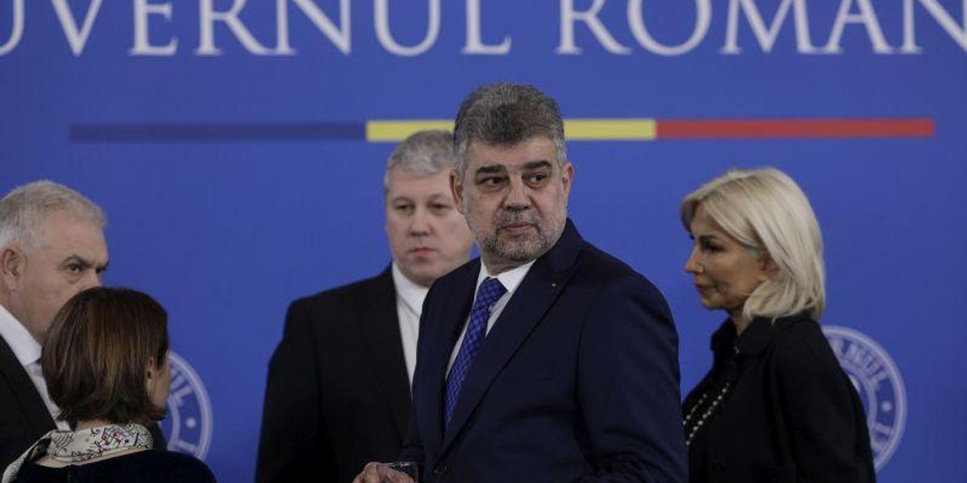 Modificare de ultimă oră la „ordonanța traseismului”. Guvernul anulează cele trei luni de transferuri politice la liber, prevăzute în proiectul inițial