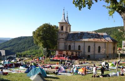 Primii pelerini au ajuns deja la Mănăstirea Nicula din județul Cluj. 100.000 de credincioși ortodocşi și greco-catolici sunt așteptați să participe la marea sărbătoare de mâine