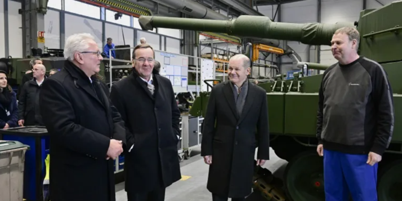 ANALIZĂ: Lungul drum al Uniunii Europene pentru a deveni arsenalul Ucrainei