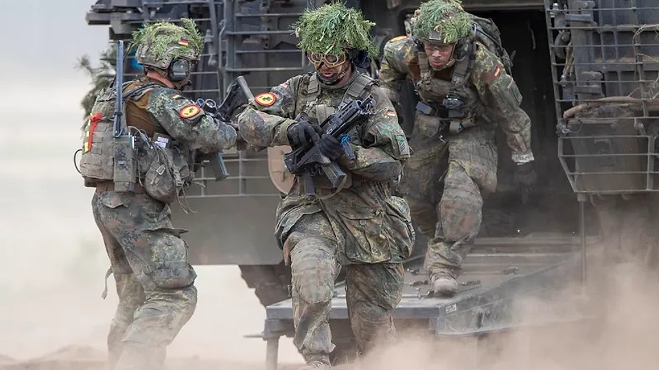 Evaluare Pentagon: NATO european depășește mult Rusia la scară economică. Poate apăra singură Flancul estic