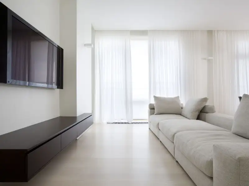 Stiluri populare și soluții de design care adaugă valoare locuinței tale