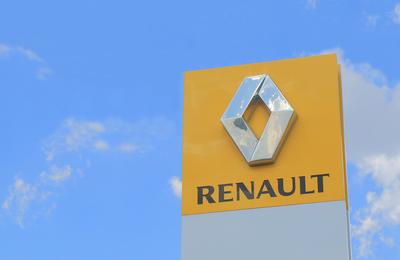 Renault a obţinut un profit net pentru anul 2023 uşor sub aşteptări, dar marje şi venituri mai mari, şi a anunţat o creştere a dividendelor