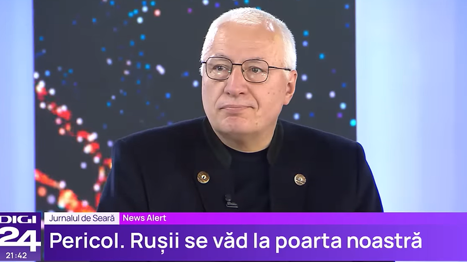 VIDEO | Dialog halucinant la Digi24: Iulian Fota spune răspicat că suveraniștii ar trebui pedepsiți și trimiși primii pe front. Alt invitat e supărat că aceștia pun bețe-n roate pregătirii de război: Dacă se duc și se predau nu ne ajută cu nimic!