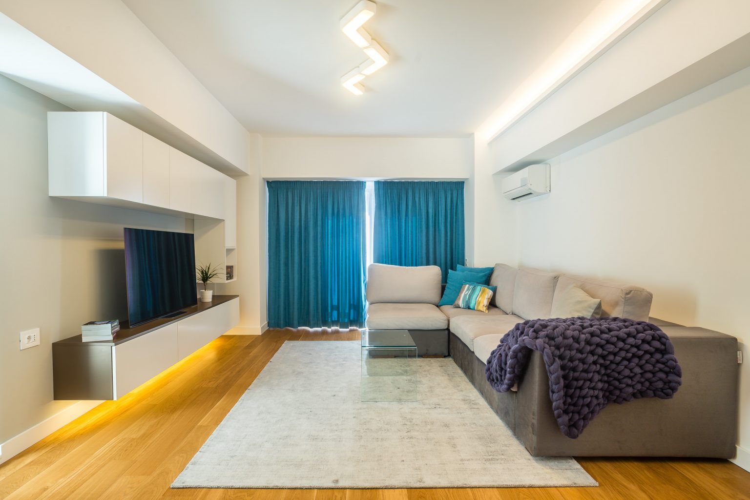 Amenajare tinereasca pentru un apartament de 4 camere din Bucuresti