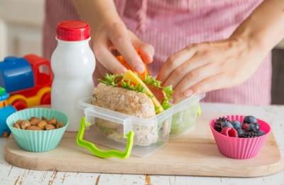 Pachețelul pentru școală 5 rețete ușoare pentru fiecare zi a săptămânii