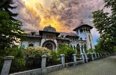 Clădirile istorice în atenția senatorilor / Autorizațiile pentru reconsolidare, mai ușor de procurat