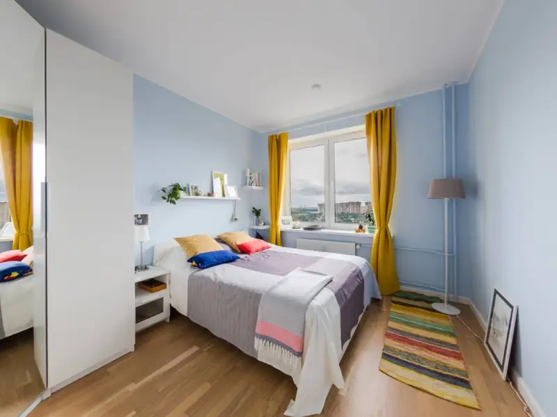 Apartament actual amenajat cu accente de culoare