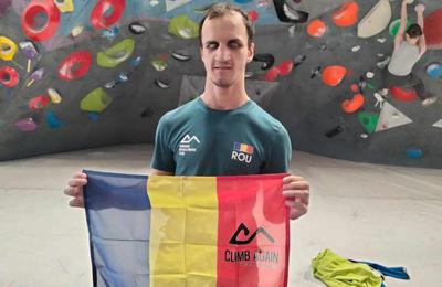 Un șofer CTP Cluj a demonstrat că mai există umanitate. Acesta a ajutat un nevăzător să urce în autobuz