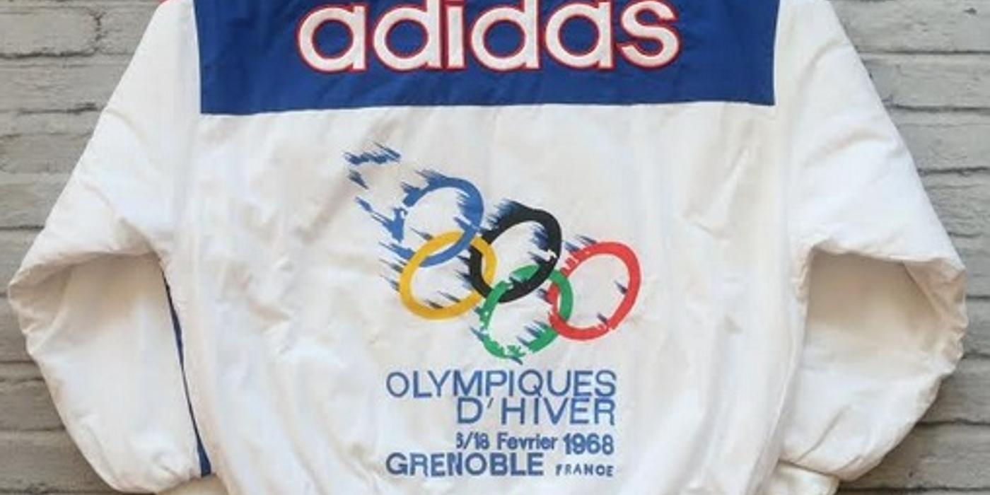 Ştiaţi că cel mai scump obiect cu tematică olimpică achiziționat de un român de pe eBay este o geacă Adidas TISA ?