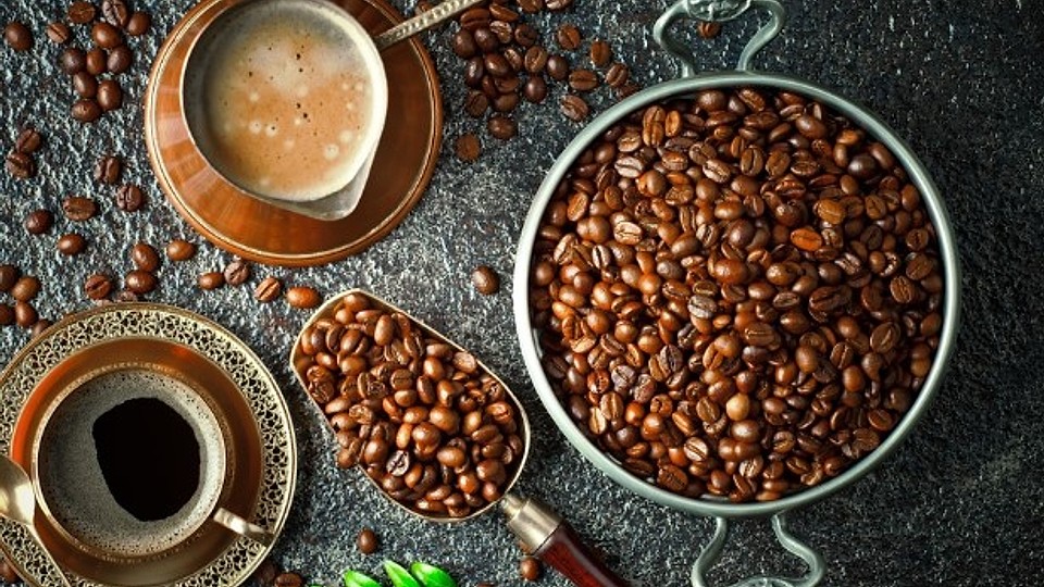Preţurile la cacao, cafea şi zahăr scad