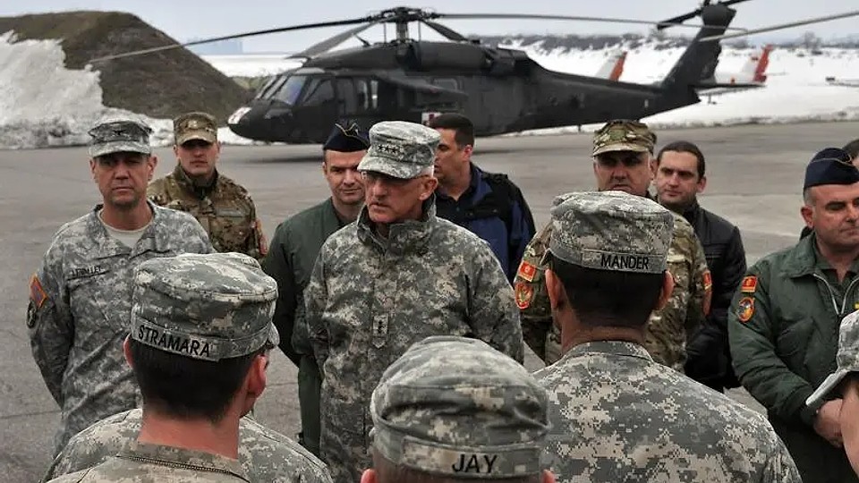Avertismentul unui general american, cu o zi înainte ca Donald Trump să ordone intervenția din Venezuela: „Ceea ce nu au reușit SUA să facă”