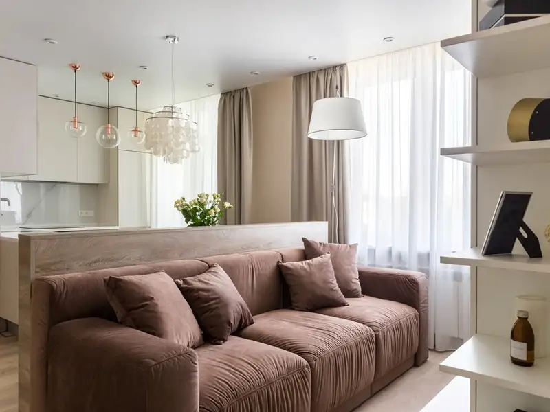 Apartament de 2 camere in tonuri pastelate modern amenajat pentru un cuplu de tineri