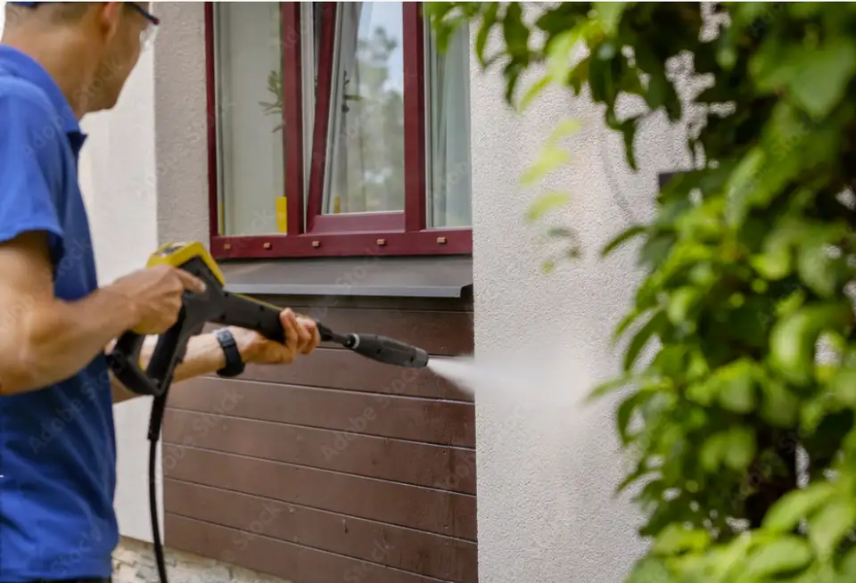 Top 6 Efficient Solutions for Cleaning House Facades