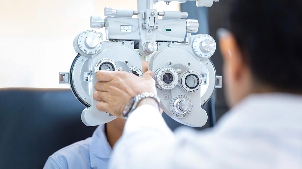 Degenerescența maculară legată de vârstă: importanța diagnosticului precoce