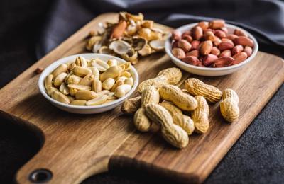 Cum verifici prospețimea arahidelor înainte de cumpărare