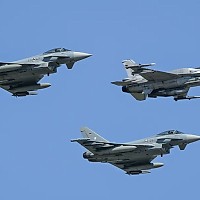 Avioane de vânătoare ale Germaniei, trimise să apere România. Rusia ataca porturile Dunării