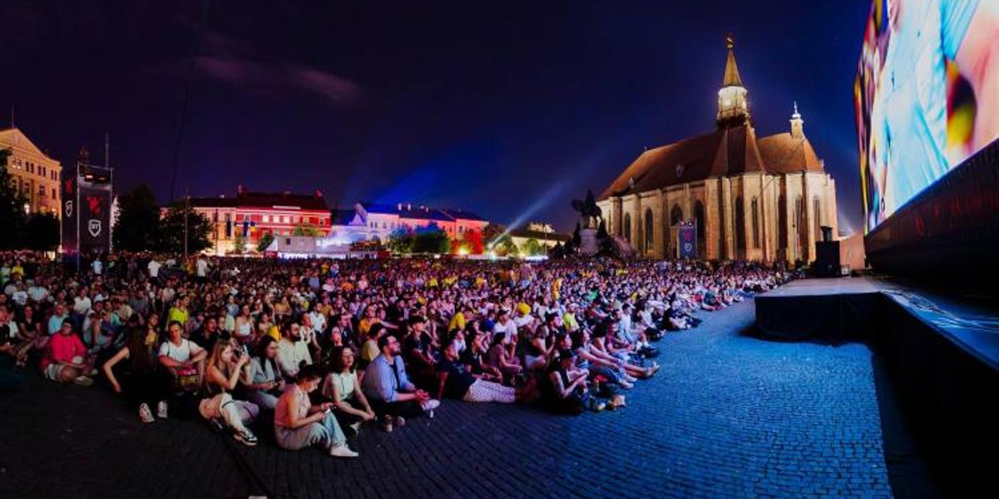 Mii de scaune vor fi puse la dispoziția fanilor „tricolorilor”, în centrul Clujului, la meciul României cu Olanda