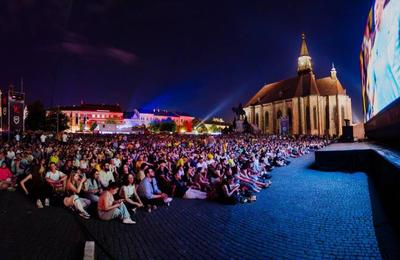 Mii de scaune vor fi puse la dispoziția fanilor „tricolorilor”, în centrul Clujului, la meciul României cu Olanda