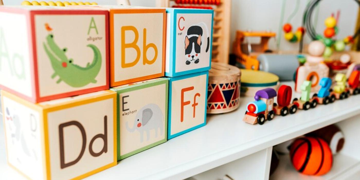 Infecții posibile la copii în urma folosirii jucăriilor: tipuri, cauze, simptome, tratament