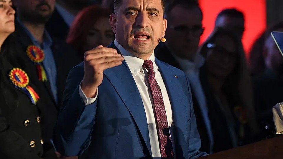Mii de români, gata de „vărsare de sânge” la îndemnul lui Simion. „Facem Revoluție! Până la capăt”
