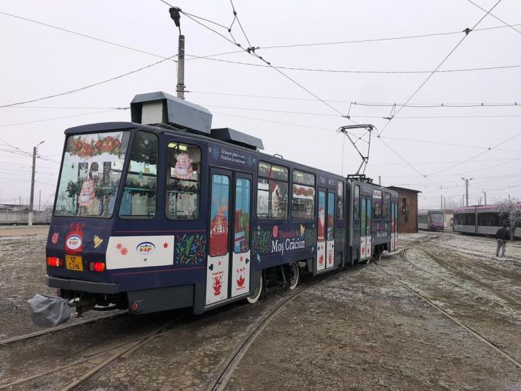 Copiii din Cluj-Napoca vor putea să călătorească și anul acesta cu tramvaiul lui Moș-Crăciun