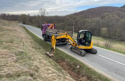 Consiliul Județean Cluj a demarat o serie de lucrări de întreținere pe 3 drumuri județe