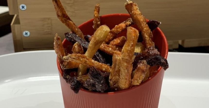 McDonalds France urmează să testeze în martie înlocuirea cartofilor prăjiţi cu morcovi, păstârnac şi sfeclă roşie prăjite