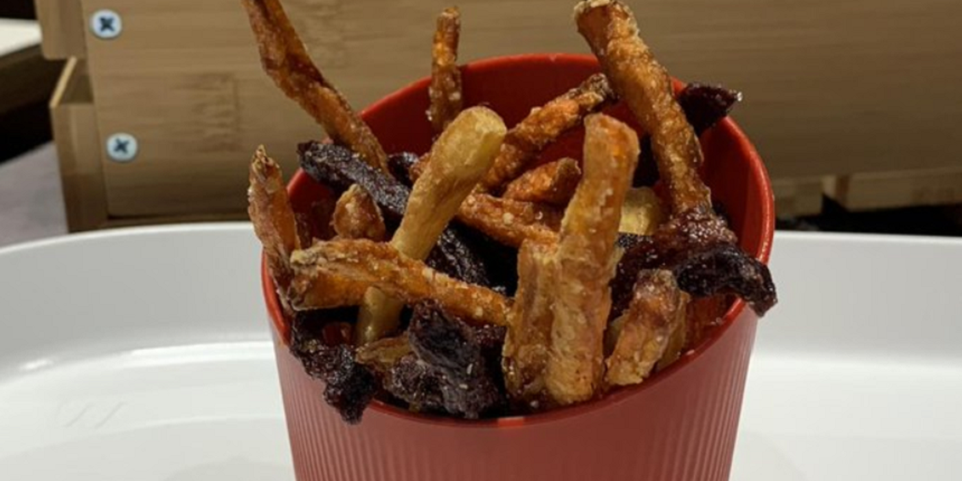 McDonalds France urmează să testeze în martie înlocuirea cartofilor prăjiţi cu morcovi, păstârnac şi sfeclă roşie prăjite