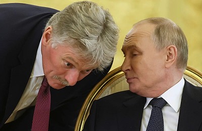 Reacția Kremlinului după ce presa americană a scris că Trump l-a amenințat pe Putin că va bombarda Moscova. Ce a spus Peskov