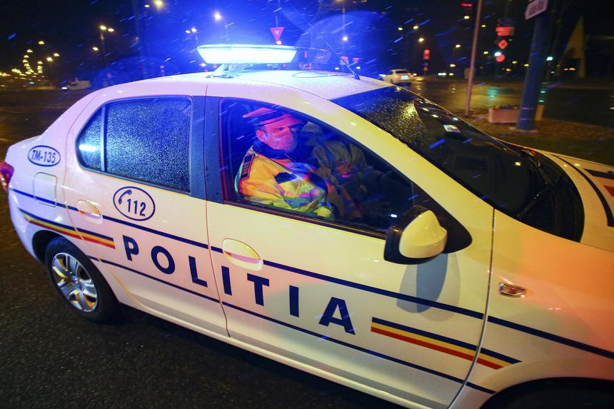Brăila: Un bărbat cu cagulă a ameninţat angajaţii unei benzinării cu un cuţit, cerând bani / Un client şi un angajat al benzinăriei au urmărit suspectul şi au reuşit să-l prindă