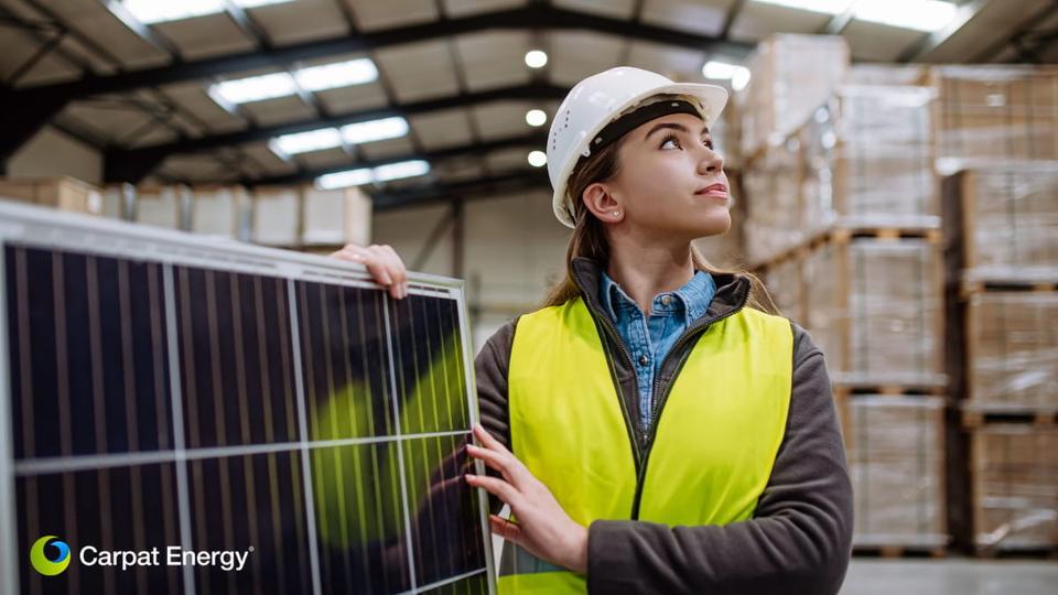 Sisteme Fotovoltaice Industriale: Alegerea Strategică pentru Afacerea Ta