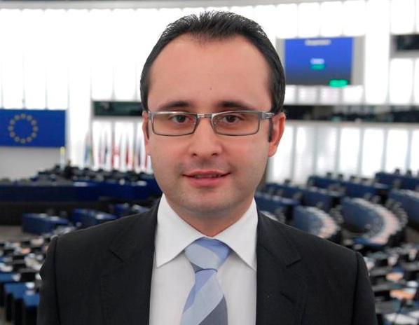 Cine sunt noii şefi ai PNL Timiş şi PNL Timişoara. Ce legături au Vasile Blaga şi Cristian Buşoi cu Timişoara