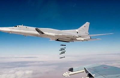 Ce vizează Rusia în Insula Șerpilor din Marea Neagră? Avioane strategice Tu-22M3 atacă cu rachete supersonice