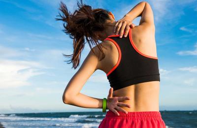 Durerea de spate, una dintre cele mai frecvente dureri. Care sunt cauzele cele mai întâlnite