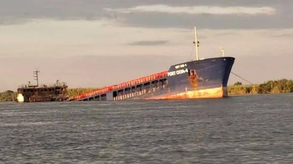 Ucrainenii au scufundat o navă într-un port la Marea Caspică, primul atac de acest fel din război