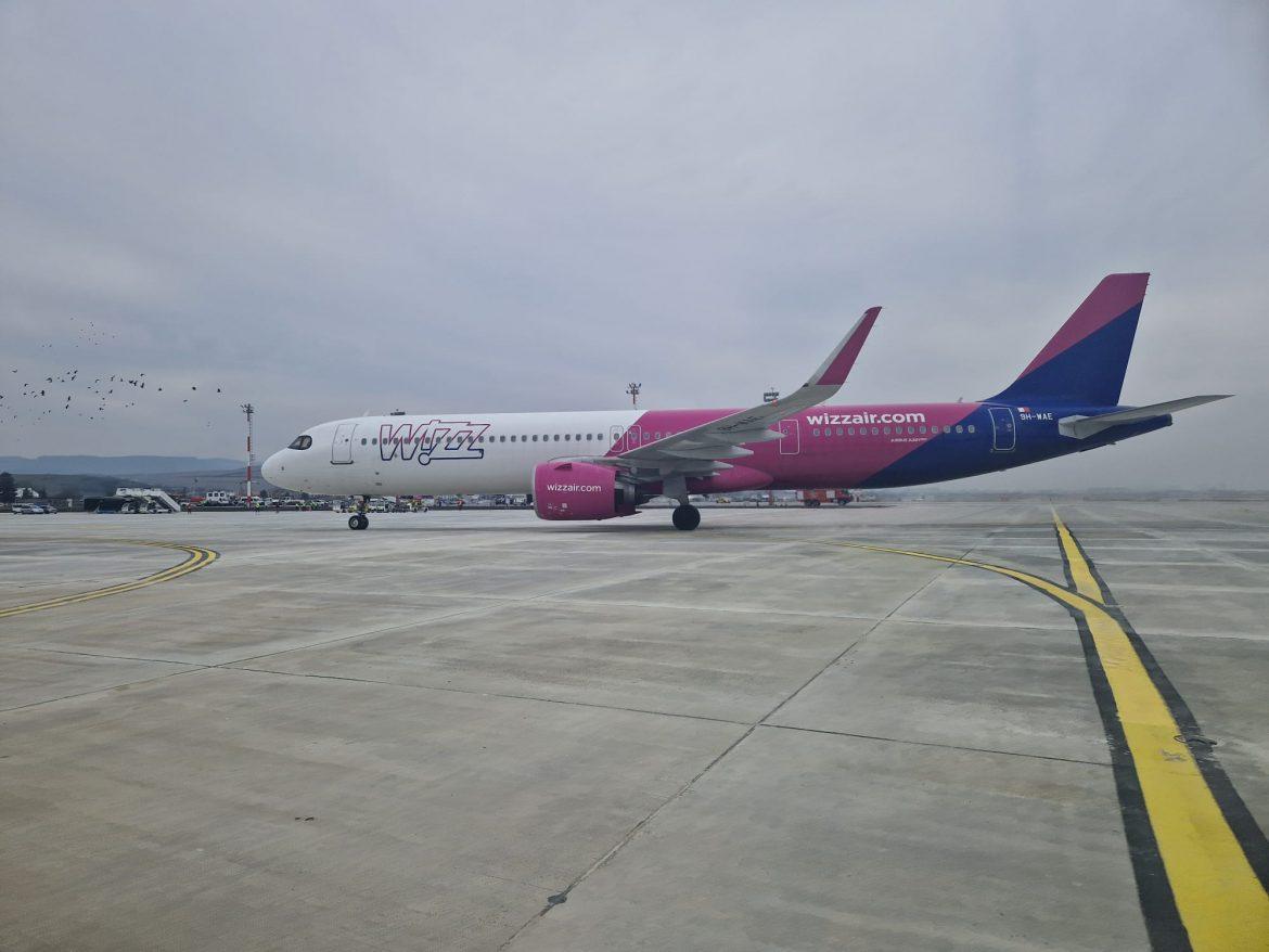 Joi, 29 februarie, a fost inaugurată pe aeroportul din Cluj o nouă platformă de staționare a avioanelor