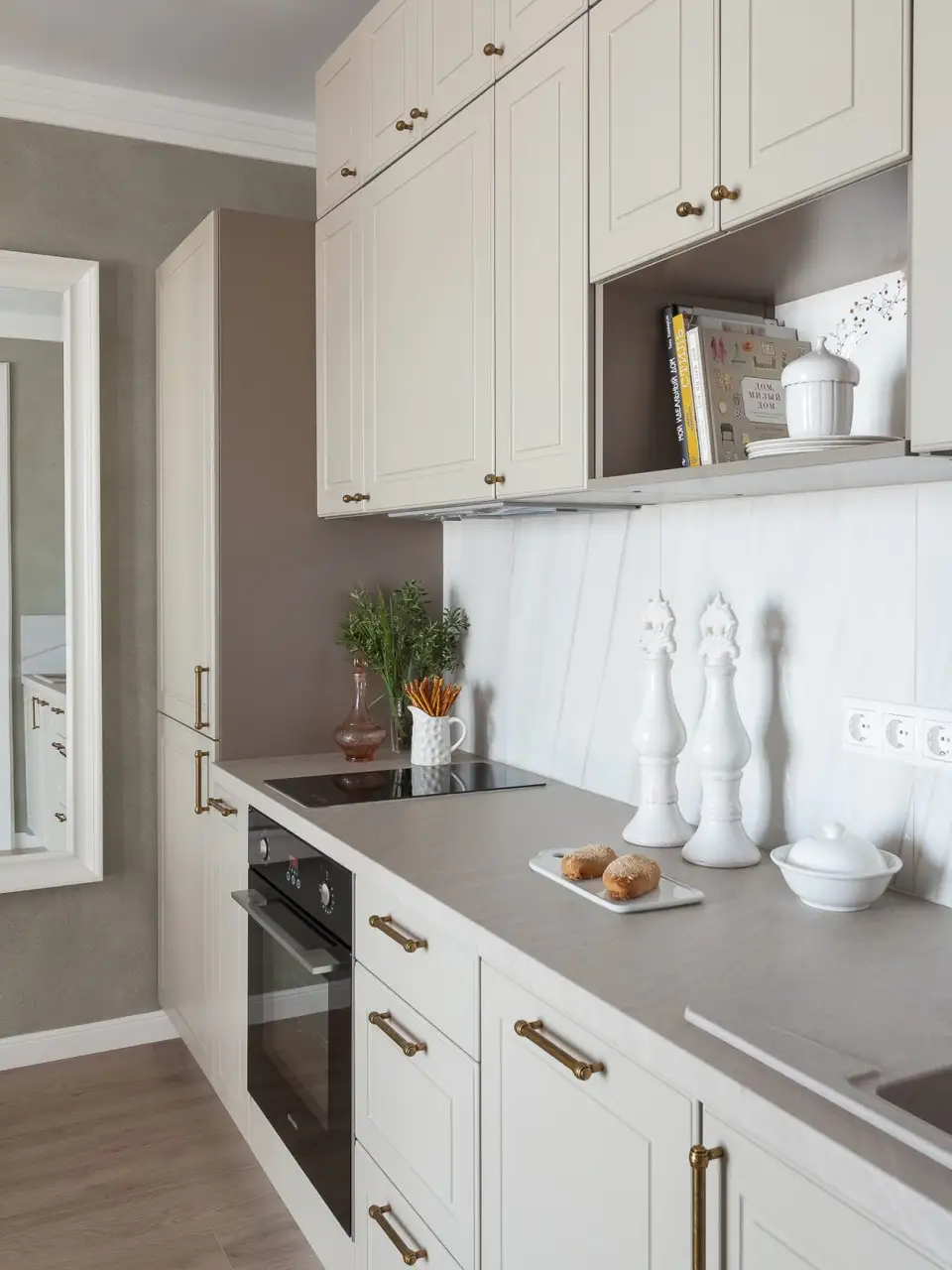 Transformare eleganta studio de 40 mp intr-un apartament de 45 mp