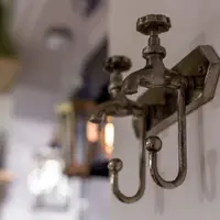 Sunteti in pana de idei de cadouri? Insignis va ajuta!