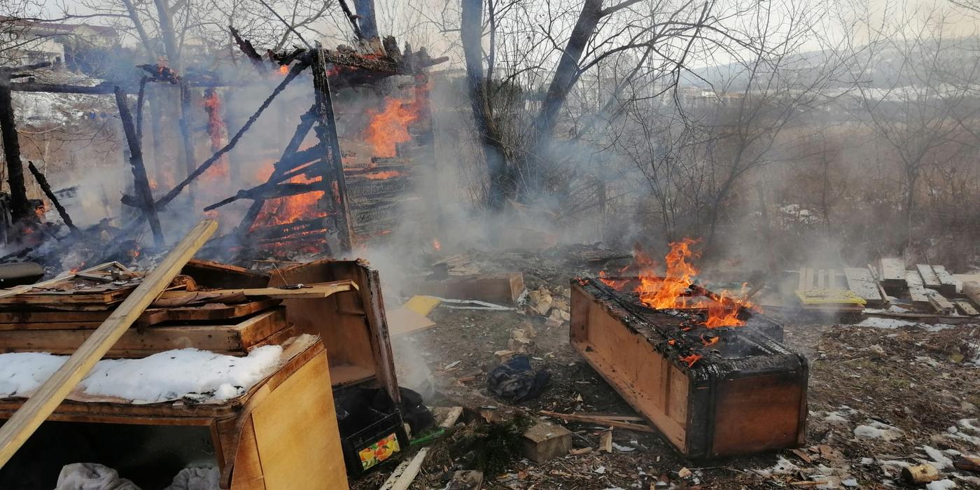 Locuință improvizată distrusă într-un incendiu izbucnit pe 11 februarie, în Cluj-Napoca