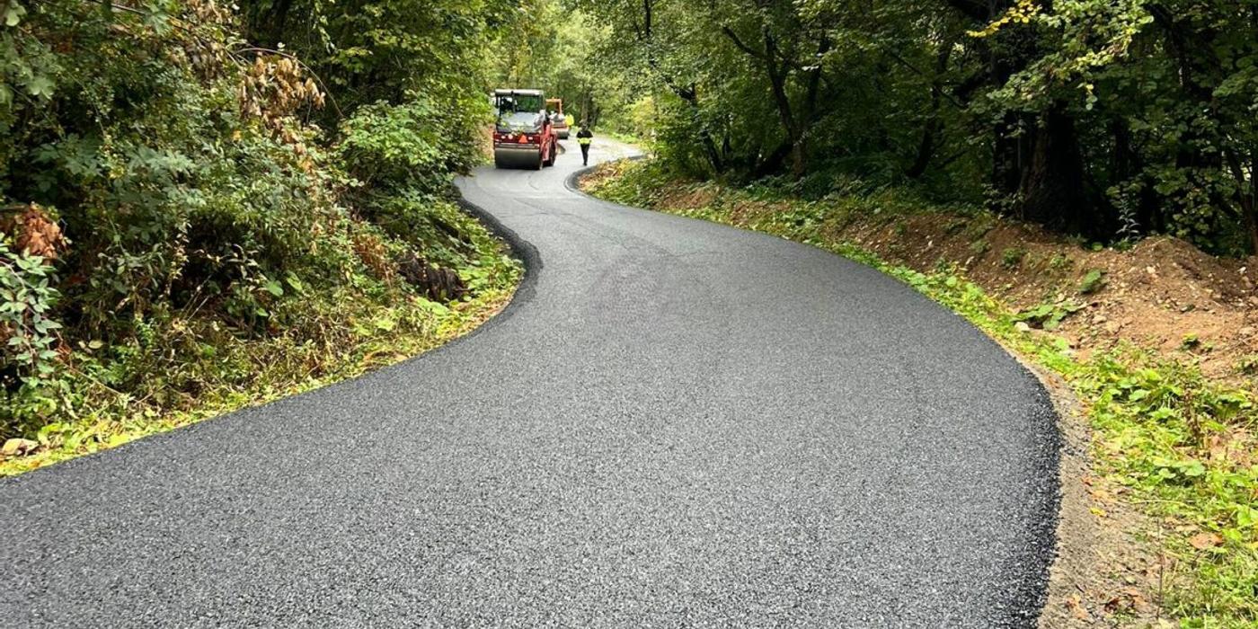 CJ Cluj a început lucrările de asfaltare pe lotul 3 al drumului județean DJ 107N