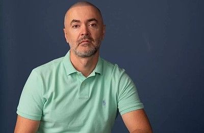 Startup-ul românesc Soulday.app încearcă să schimbe regulile aplicațiilor de socializare