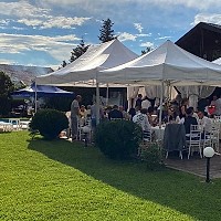 Unde îți poți organiza o petrecere privată cu piscină în București?