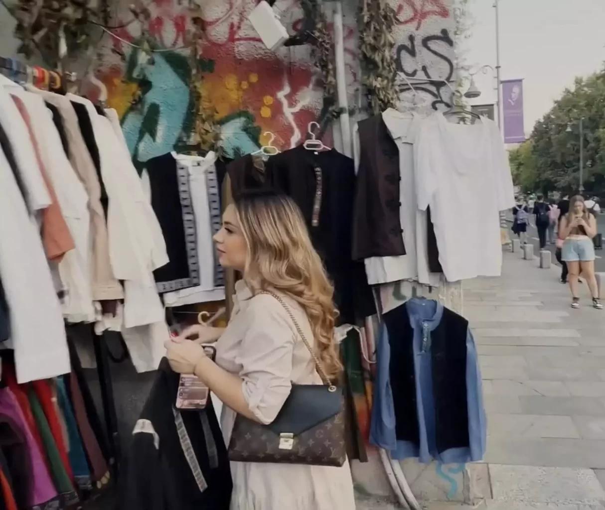 George Simion, încă un scandal. Soția, bogăția și gențile de la Second Hand