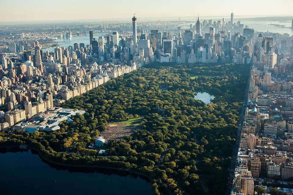 Iconic Parks: An Analysis of Design and Impact in Celebrated Parks
