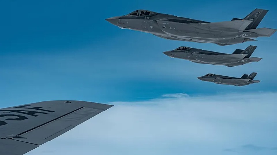 NATO vrea 700 avioane F-35 și 600 tancuri din SUA să se apere de Rusia. Preț: 300.000.000.000€