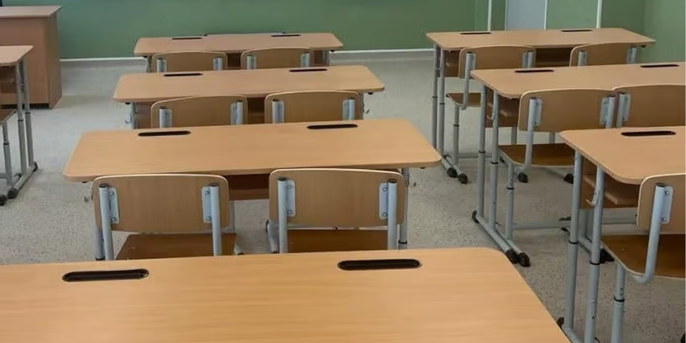 Ultimul clopoțel pentru absolvenții de gimnaziu: Elevii de clasa a VIII-a intră în vacanță și încep numărătoarea inversă pentru Evaluarea Națională