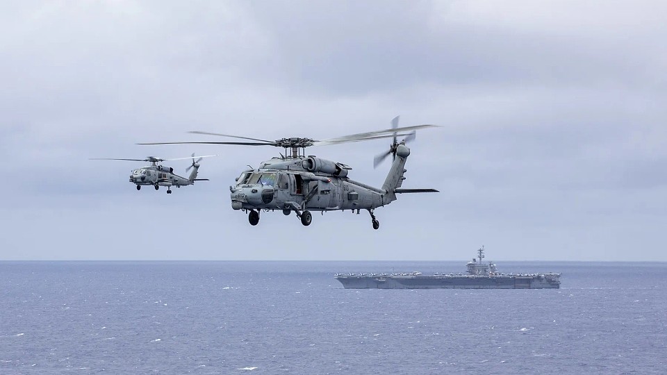 Explicația lui Trump după ce portavionul USS Nimitz al Marinei SUA a pierdut în doar 30 de minute un avion de vânătoare Super Hornet și un elicopter Sea Hawk