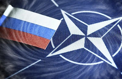 Spionii lui Putin amenință NATO: „Riscul maxim al unui război nuclear va fi atins între 2025-2026”