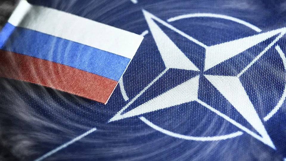 Spionii lui Putin amenință NATO: „Riscul maxim al unui război nuclear va fi atins între 2025-2026”