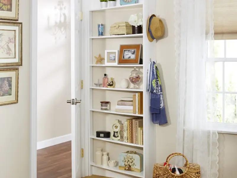 Cum sa folosesti spatiul din spatele unei usi